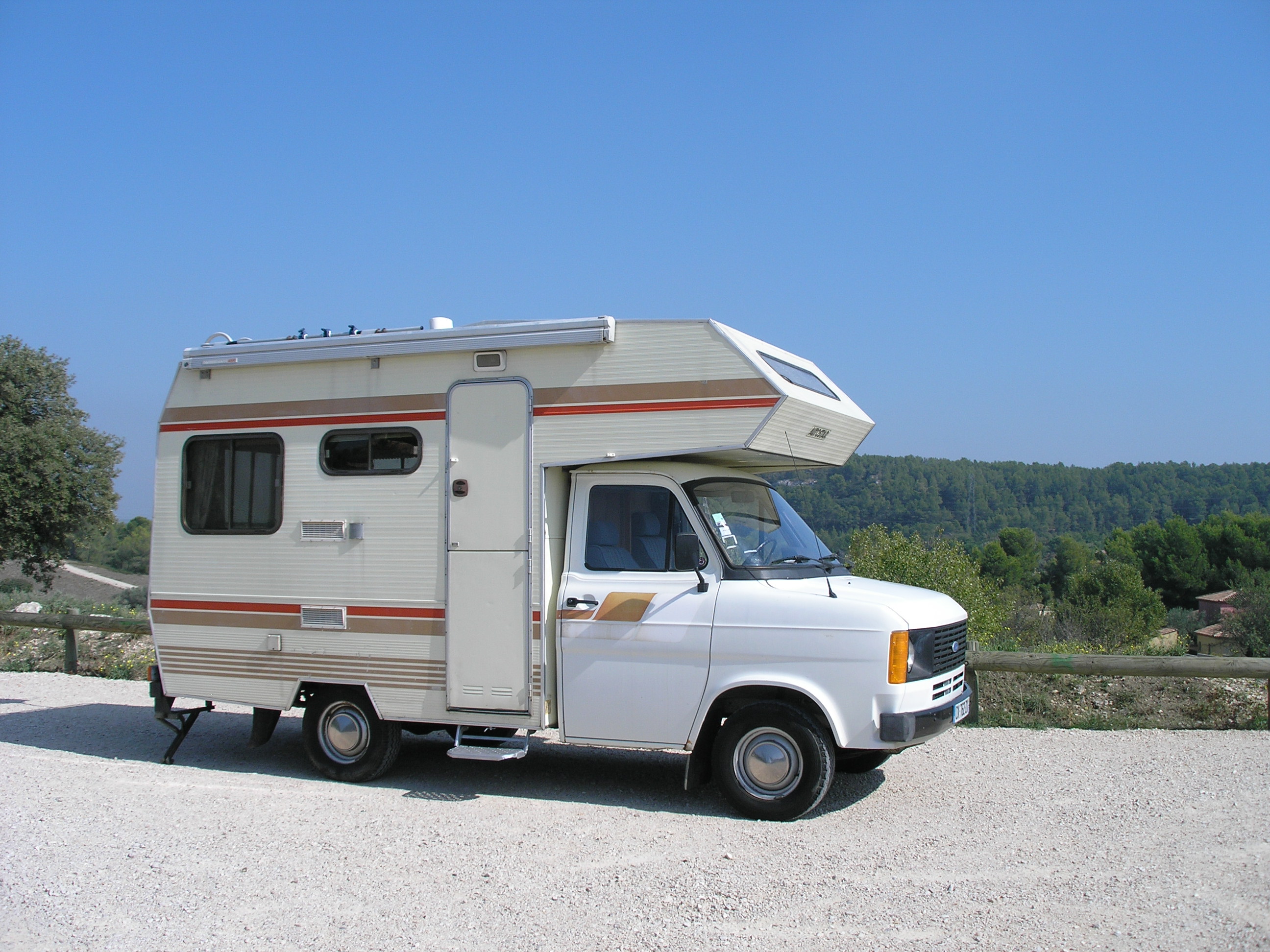 Photo du Camping-car Ford Transit Autostar de 1981